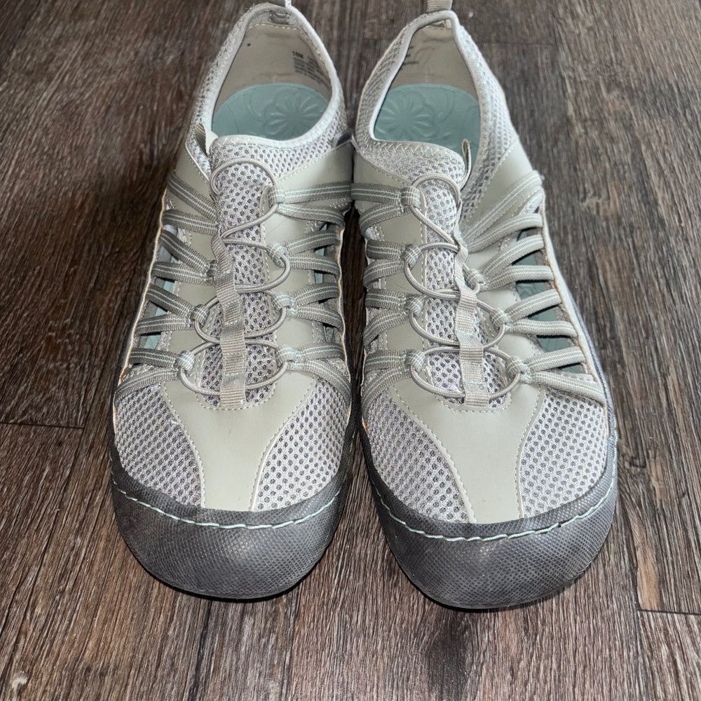 JBU sport size 10 evergreen hiking shoes